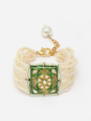 Green pearl bracelets 3