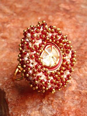 Red pearl rings 2