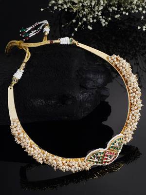 Green pearl necklaces 2