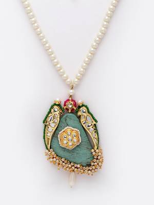 Blue pearl necklaces 4