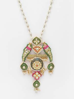 Green pearl necklaces 4