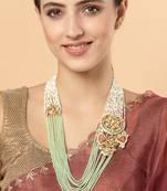 Green pearl necklaces