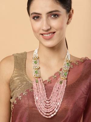 Pink pearl necklaces 1