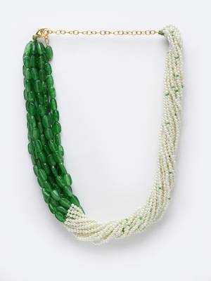 Green pearl necklaces 3
