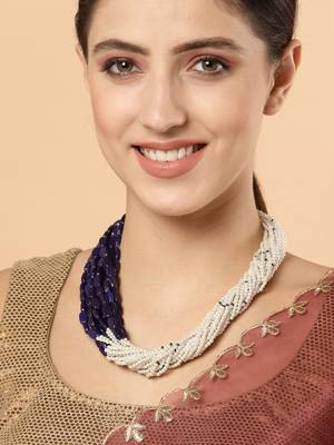 Blue pearl necklaces 1