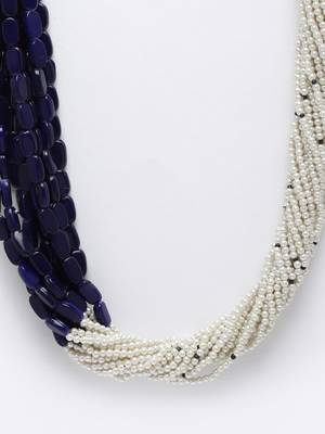 Blue pearl necklaces 4