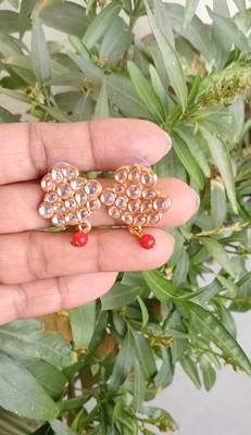 Red pearl neck lace 2