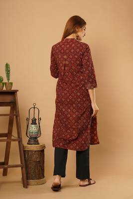 Maroon embroidered cotton cotton-kurtis 3