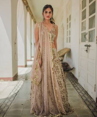 Cream Floral Lehenga set 3