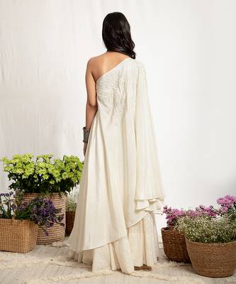 Ivory Naaz Kaftan Set 4