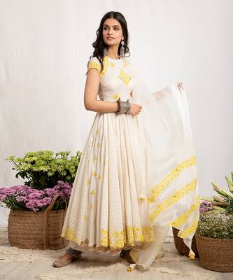White Itr Anarkali 3