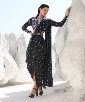 Ameera Bedazzled Skirt Saree 3