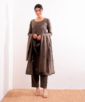 Grey Roza Straight Fit Kurta Set 5