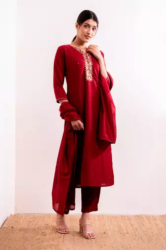 Red Khat Straight Fit Suit Set