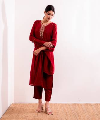 Red Khat Straight Fit Suit Set 5