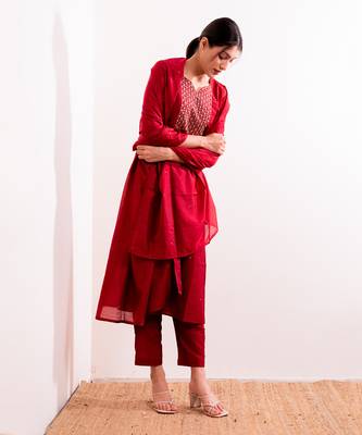 Red Aarzoo Straight Fit  Suit Set 5