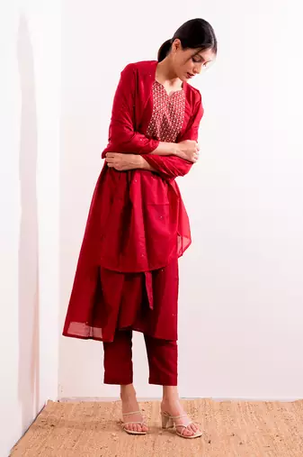 Red Aarzoo Straight Fit  Suit Set