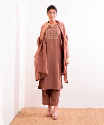 Nude Myra Straight Fit  Suit Set 5