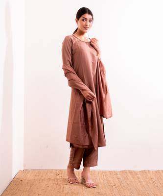 Nude Nida Straight Fit  Suit Set 4