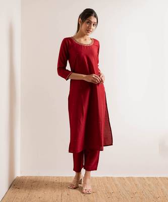 Red Chirmi Straight Fit  Suit Set 2