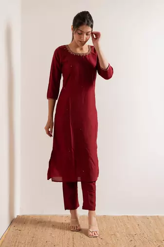 Maroon Kamli Straight Fit  Suit Set