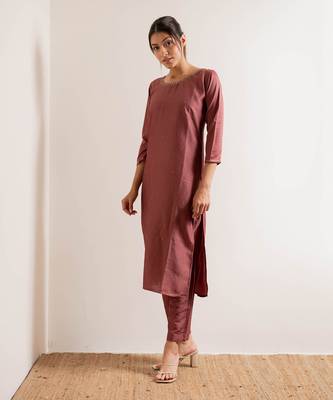 Dusty Pink Maahi Straight Fit  Suit Set 4