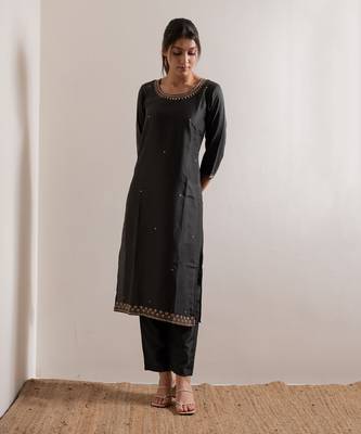 Olive Green Meera Straight Fit  Suit Set 4