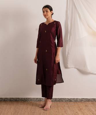 Maroon Sara Straight Fit Kurta Set 1