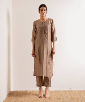 Pale Nude Grace Straight Fit Kurta Set 1