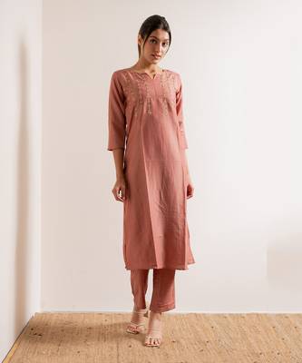 Coral Coral Straight Fit Kurta Set 2
