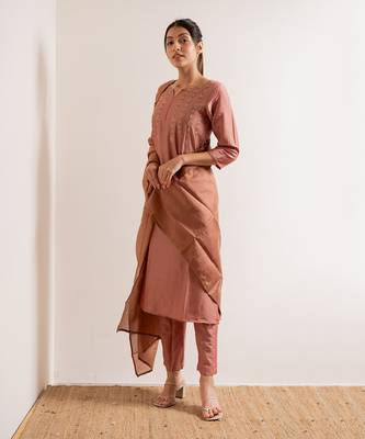 Coral Coral Straight Fit Kurta Set 4