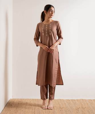 Nude Ruhani Straight Fit Kurta Set 2
