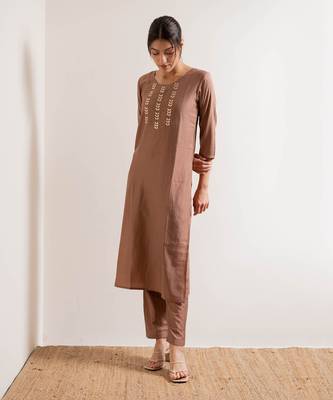 Nude Ruhani Straight Fit Kurta Set 5