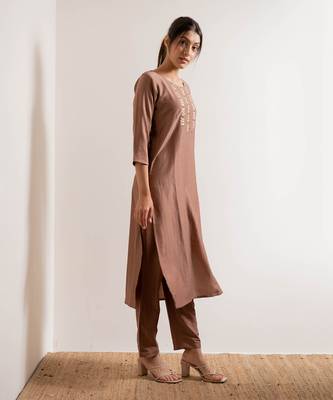 Nude Ruhani Straight Fit Kurta Set 6