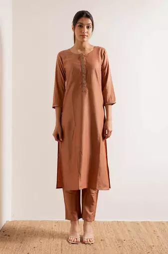 Dusty Orange Chaap Straight Fit Kurta Set