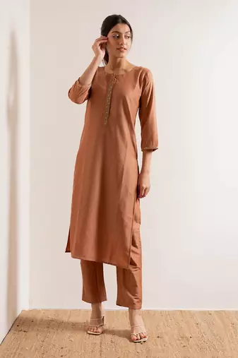 Dusty Orange Chaap Straight Fit Kurta Set