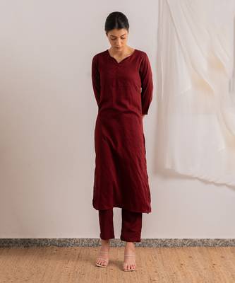 Red Sadka Straight Fit Kurta Set 1