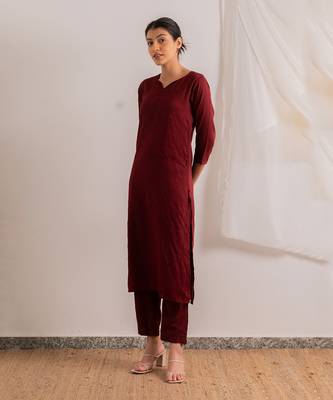 Red Sadka Straight Fit Kurta Set 2