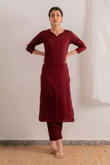Red Sadka Straight Fit Kurta Set