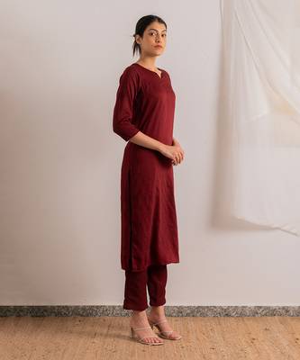 Red Sadka Straight Fit Kurta Set 5