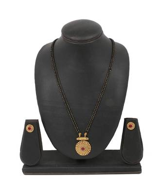 Traditional Red Diamond Designer Black Bead Mangalshutra 2