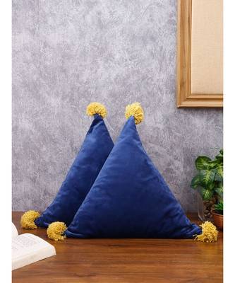 Eyda Super Soft Velvet Blue Color Set of 2 Triangle Filled Cushion 1