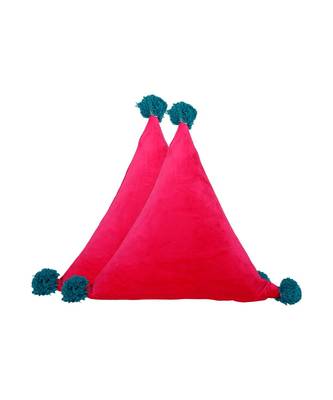 Eyda Super Soft Velvet Fuchsia Color Set of 2 Triangle Filled Cushion 4