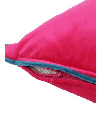 Eyda Velvet Fuchsia Color Cushion Cover Set of 2 5