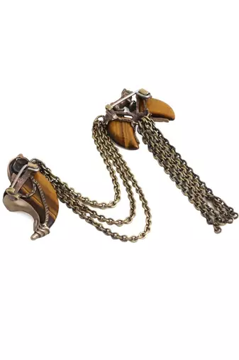The Resting Lion Brooch