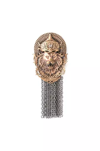 Lion king brooch