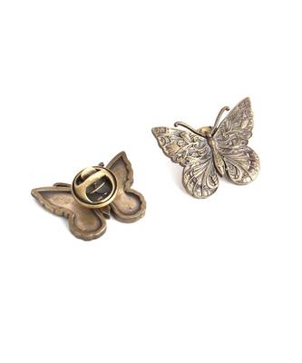 Butterfly Collar Tips 4