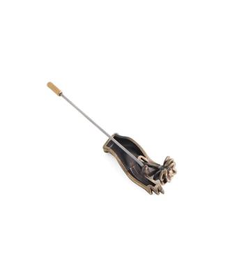 The Lotus Hand Pin 3