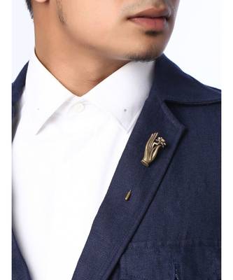 The Lotus Hand Pin 4