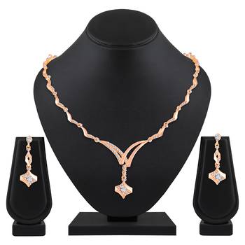 Blue crystal necklaces 2